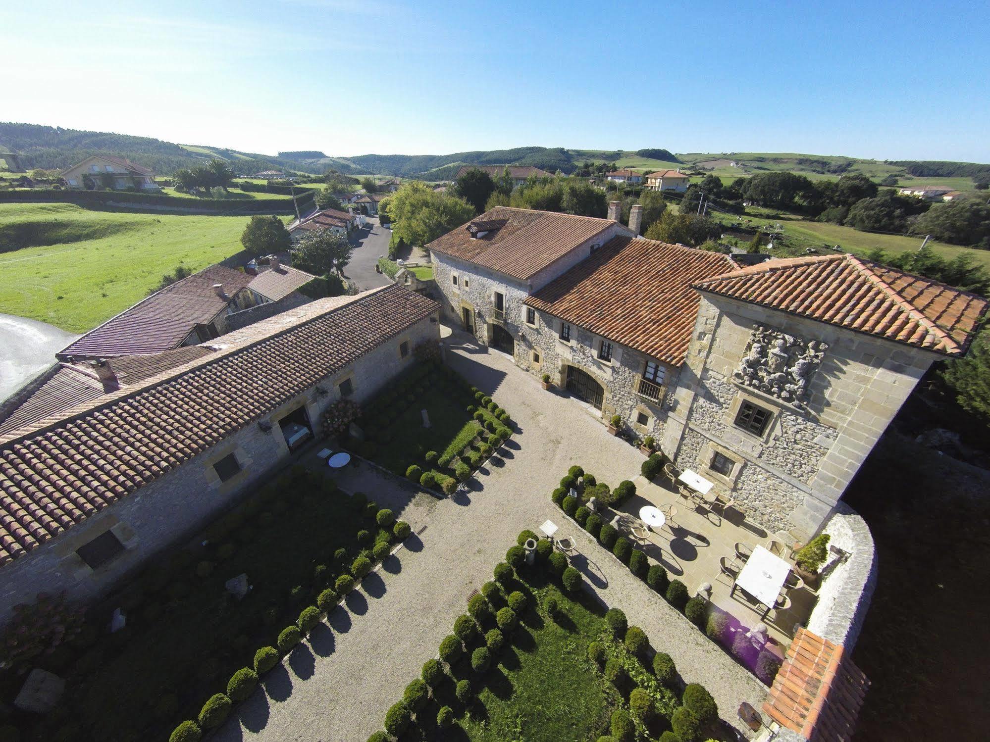 Hotel Palacio De La Pena Cantabria Ajo Exteriér fotografie